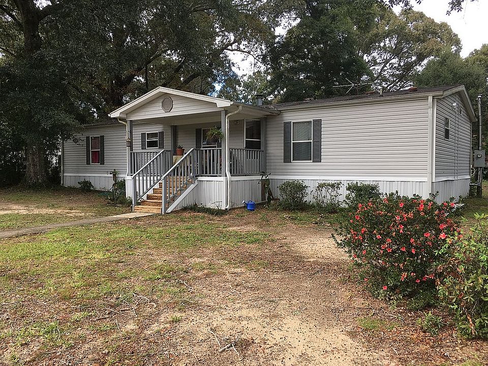 1st image of 2027 N Roberts Cir