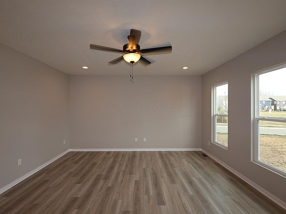 4th image of 3682 Eagles Landing Dr