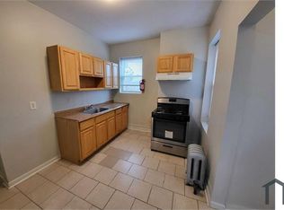 41 Ridgewood Ave APT 3R, Newark, NJ 07108