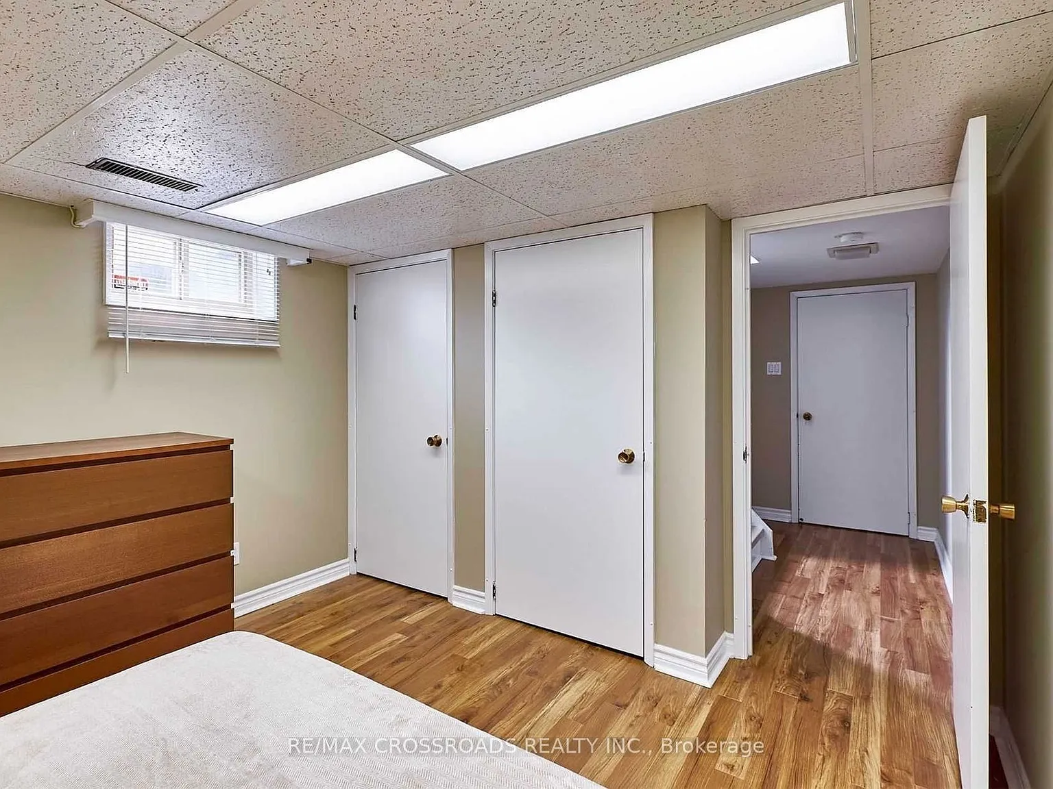 3 bed, $1,800 — Photo 4