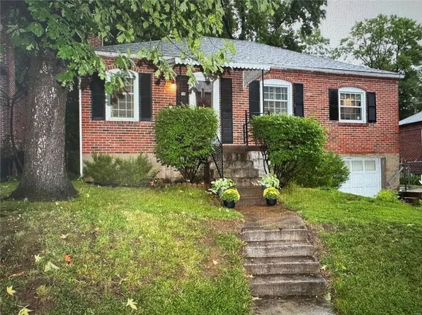 9549 Plainfield Dr, Saint Louis, MO 63119