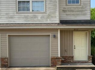 617 E Coffee Way #1, Fayetteville, AR 72701