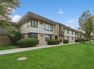 The Clarendon Apartment Homes, Clarendon Hills, IL 60514