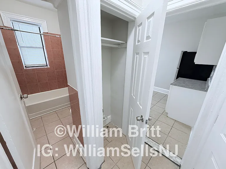54 Linden Ave #402 — Photo 6