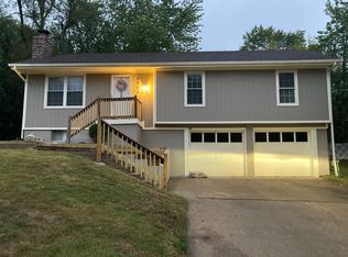 5205 S Cottage Ave, Independence, MO 64055