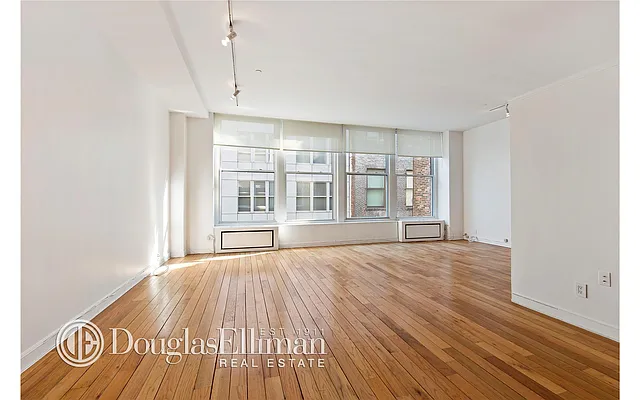 Sold by Douglas Elliman | media 24