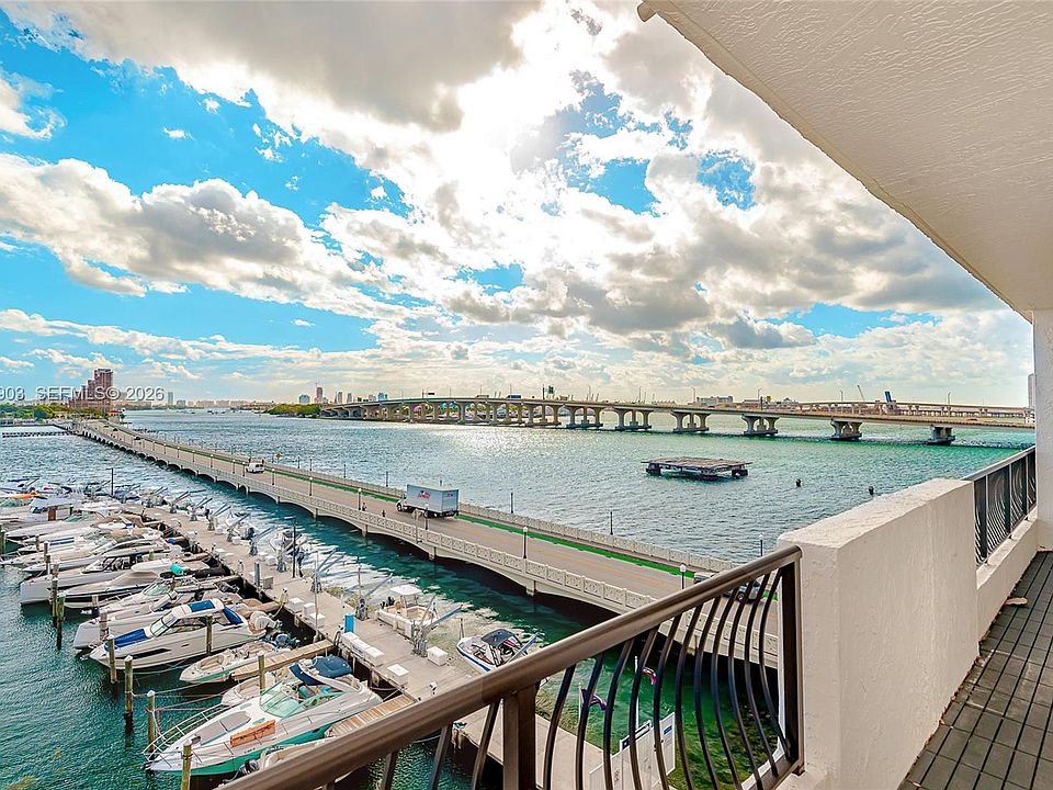 1st image of 555 NE 15th St APT 603