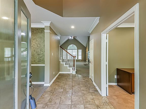 3rd image of 15 Filigree Pines Pl