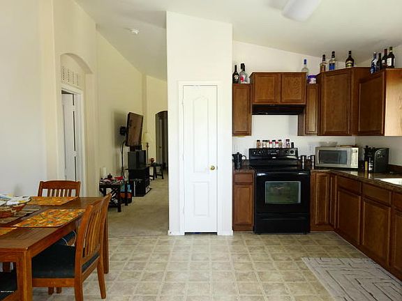 5th image of 23884 N High Dunes Dr