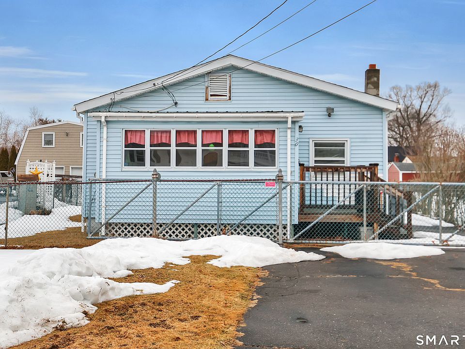 2nd image of 30 Bartlett Street