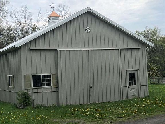 5th image of 49 Martin Dr
