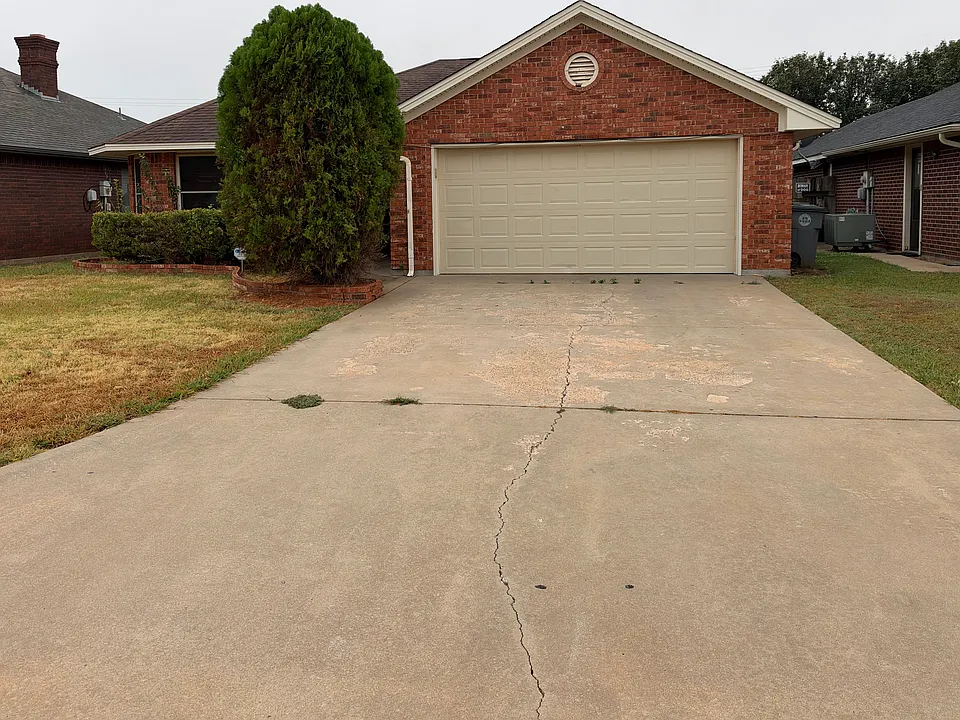 4010 SW Mesquite Dr