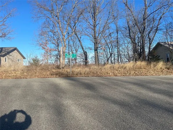 Cherokee Pl #26, Eureka Springs, AR 72631