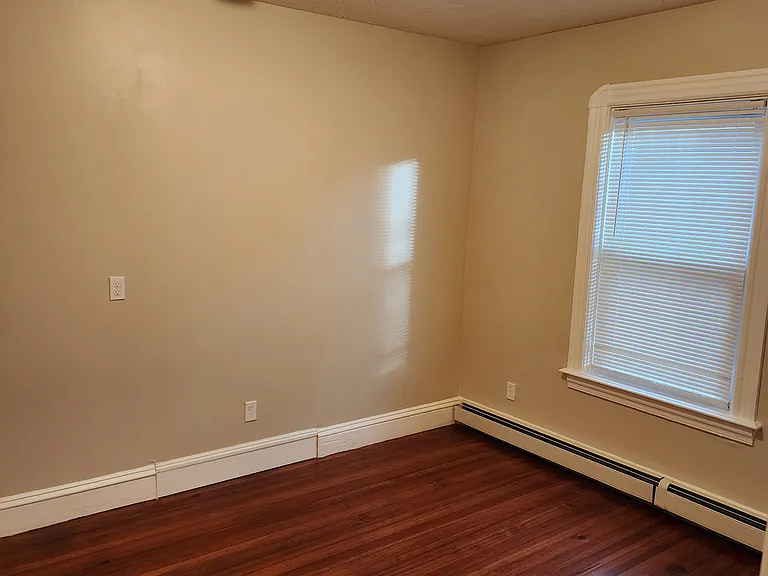 77 Daniels St #2 — Photo 18
