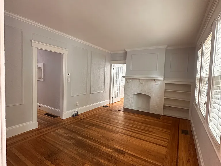 84 Lawton St #1 — Photo 3