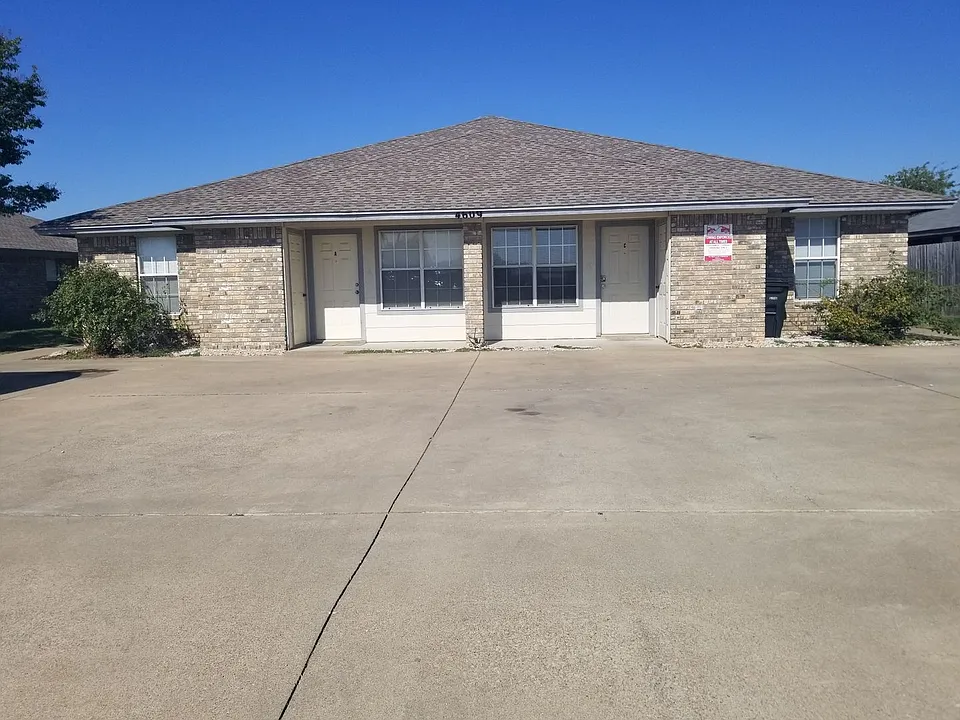 4609 Wade Dr