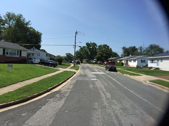 2nd image of 231 Federalsburg S
