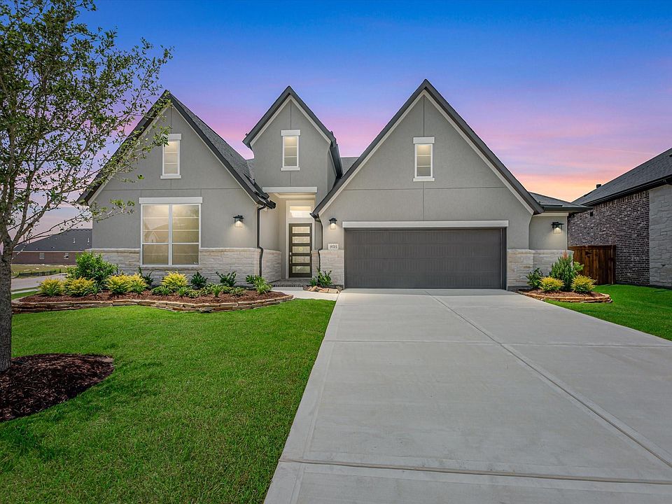 1st image of 19703 Centennial Park Ln