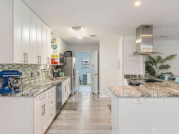 4th image of 344 Sailfish Dr