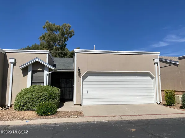 6313 N Willowbrook Dr, Tucson, AZ 85704