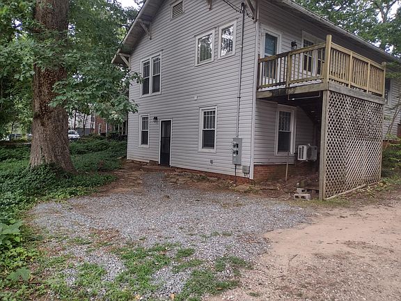 3rd image of 544 Drayton Ave