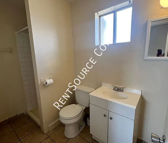 2542 W Main St #C — Photo 9