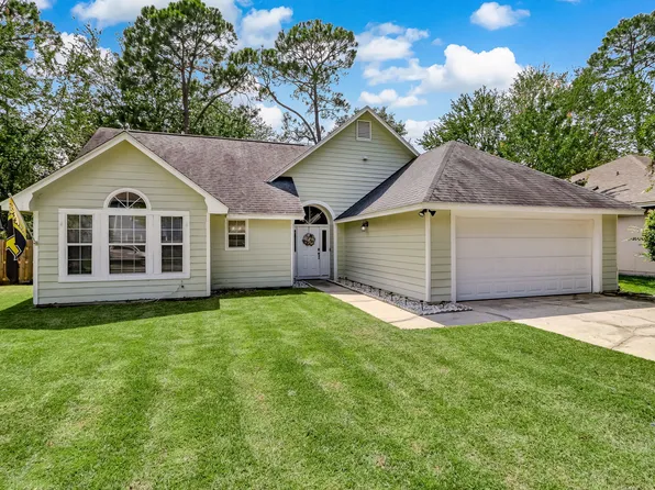 105 Clinton Ct, Saint Marys, GA 31558