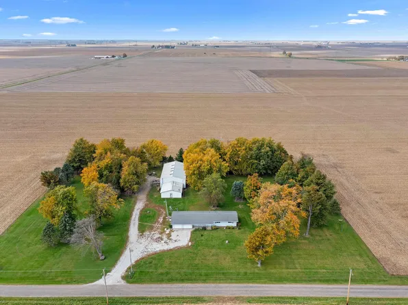 1167 County Road 2100 E, Roanoke, IL 61561