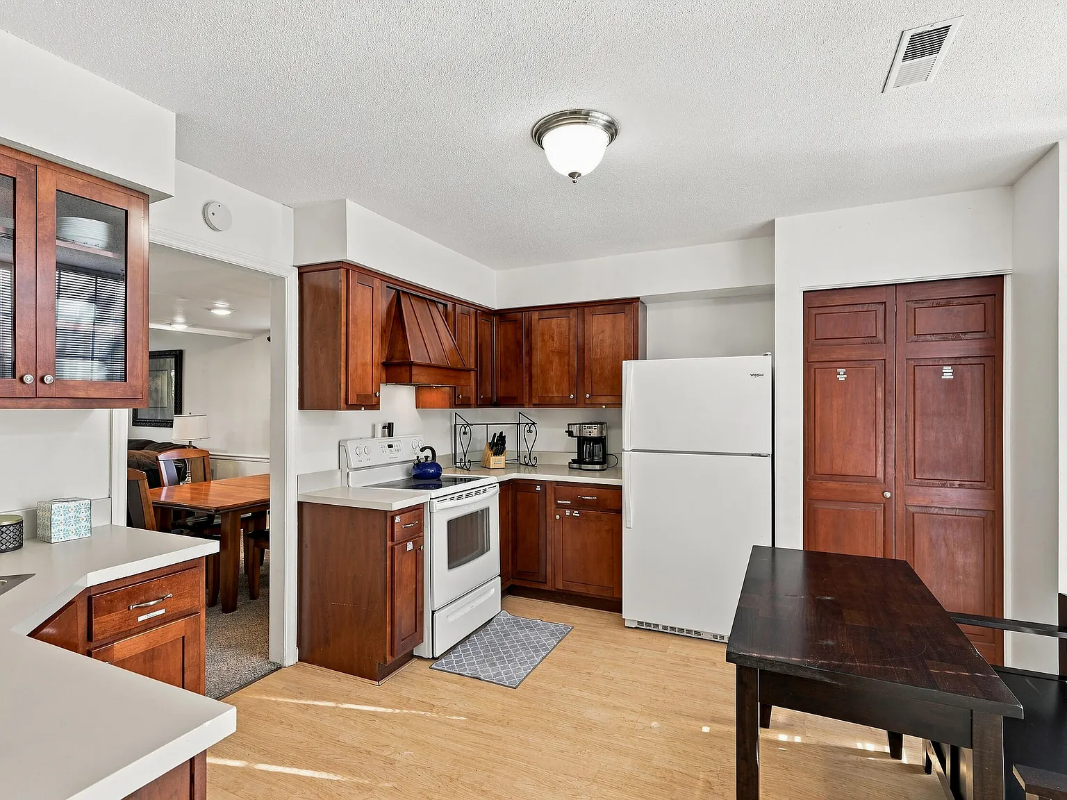 3 bed, 2.5 bath, 1757 sqft, $2,500 — Photo 4