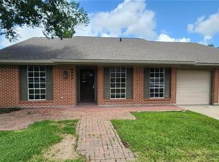 3607 W Whispering Woods Dr, Lake Charles, LA 70605
