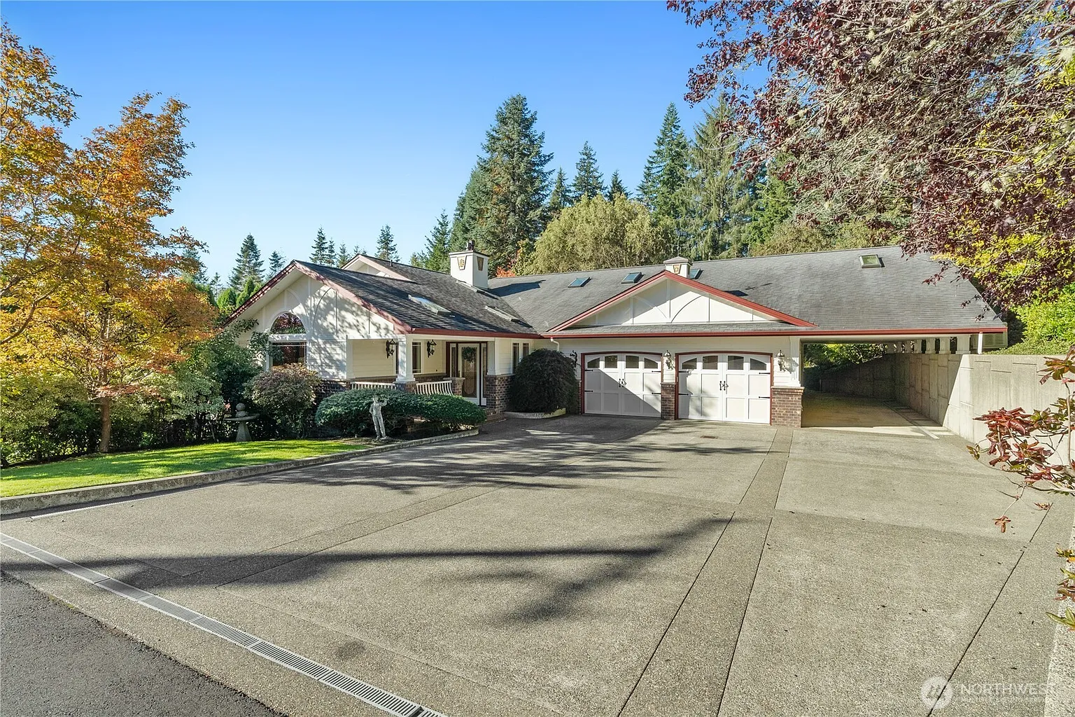 115 Reynvaan Drive photo 1