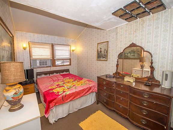 5th image of 356-38-38 Oakleigh Ave