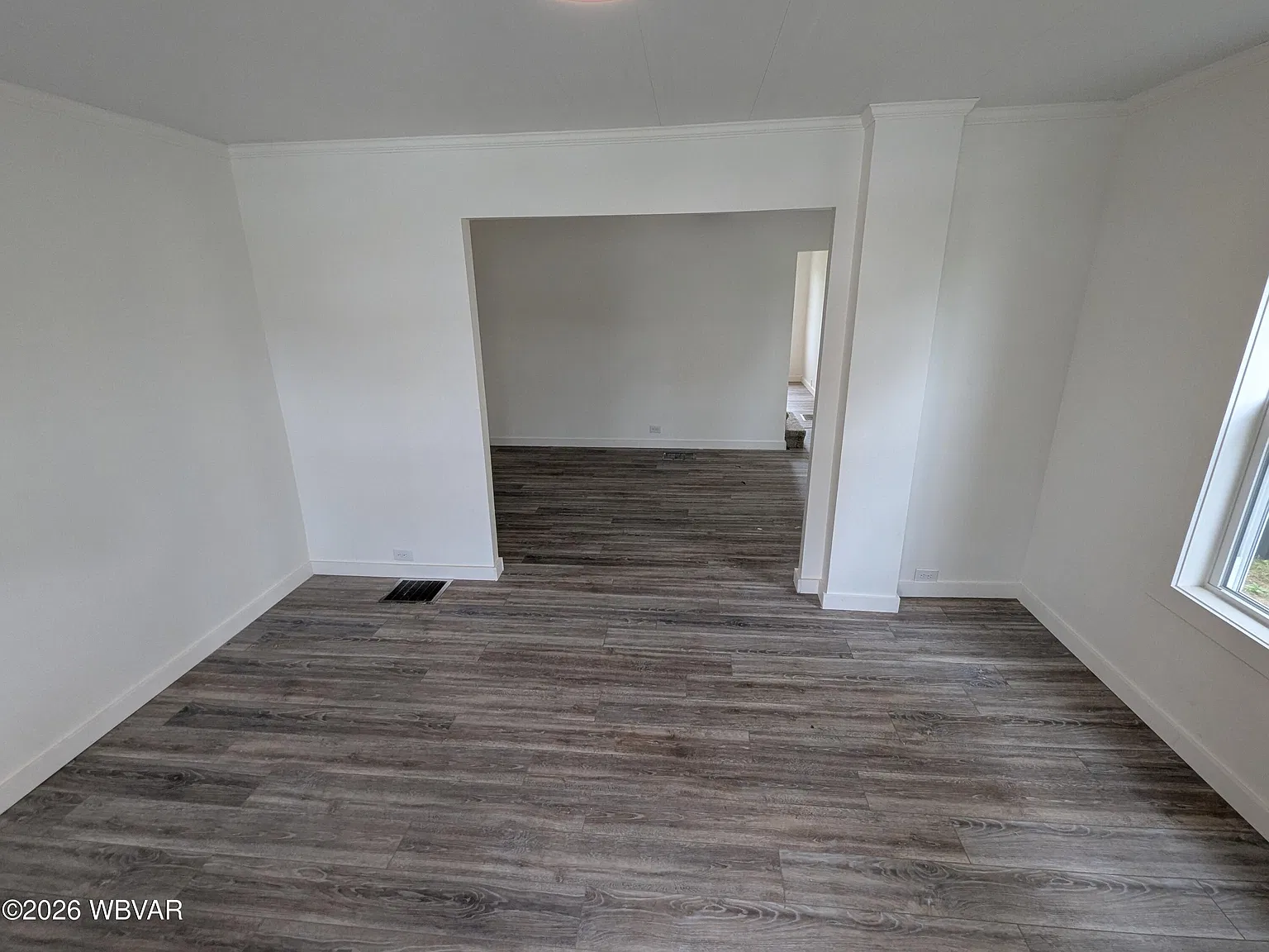 3 bed, 1070 sqft, $1,195 — Photo 2