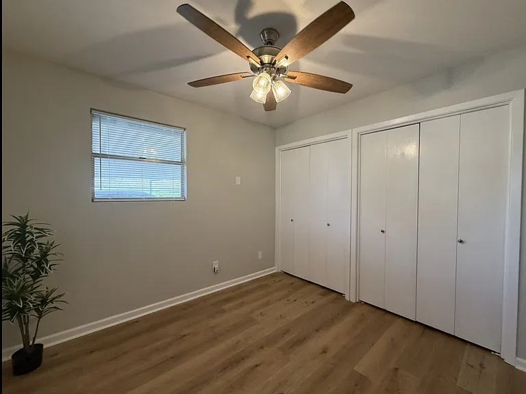 109 Redbud Cir — Photo 19