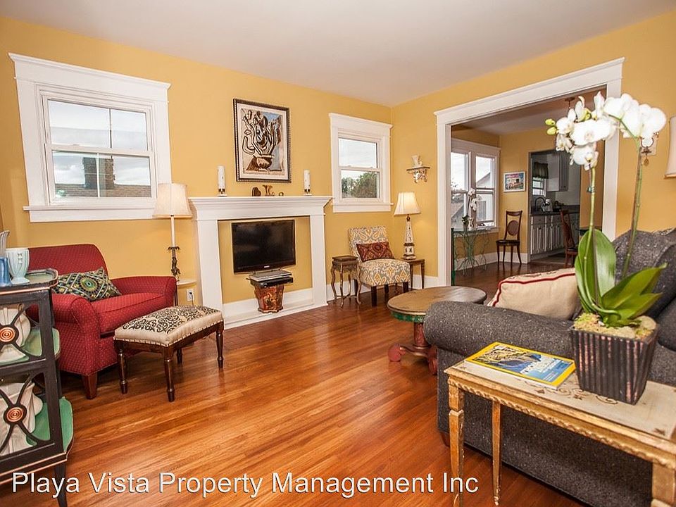 1st image of 4011 La Salle Ave