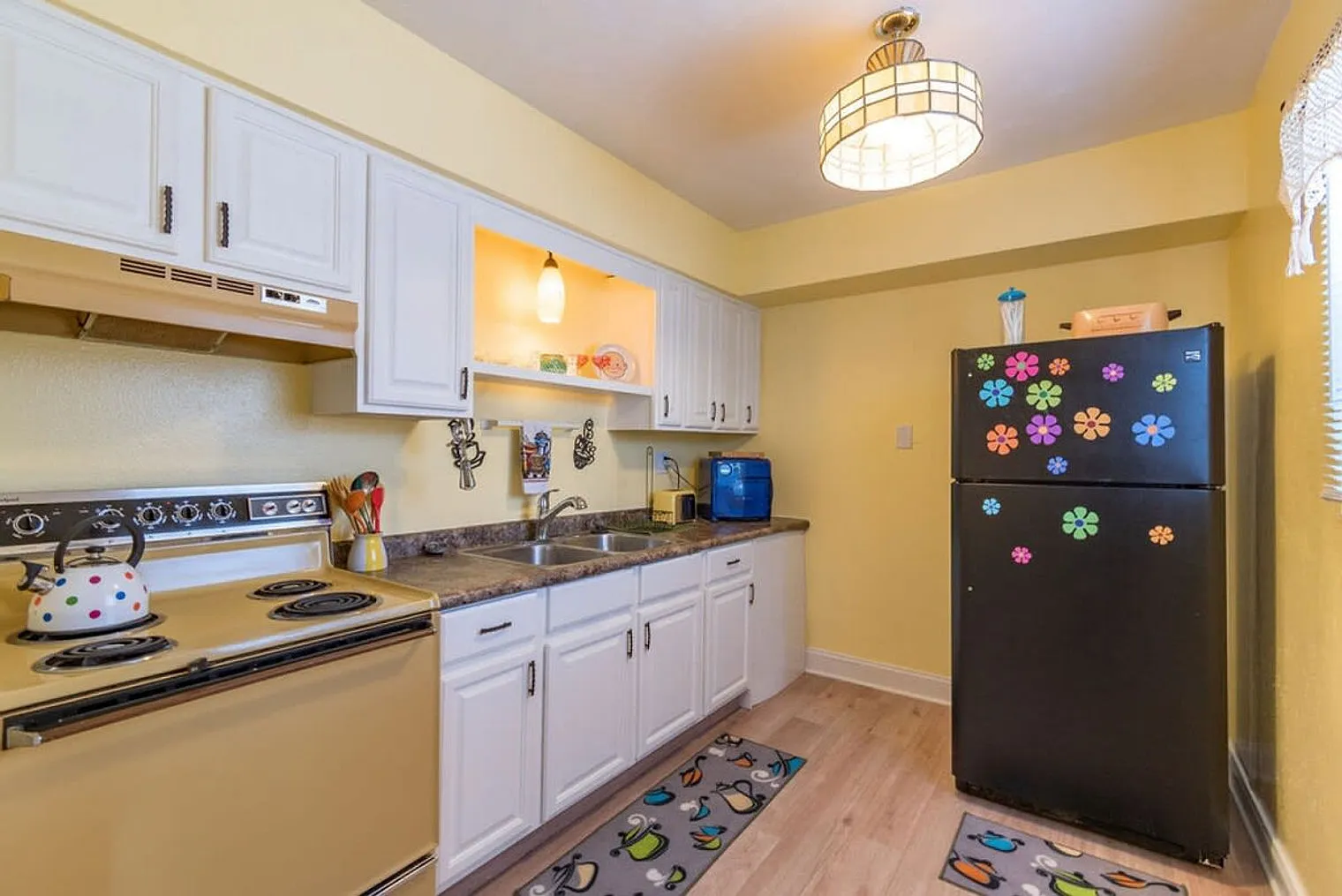 1 bed, 1.0 bath, $2,403 — Photo 3