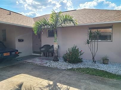 3rd image of 279 Rosewood Ct #0
