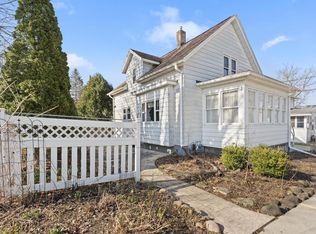 1009 Wisconsin St, Watertown, WI 53094
