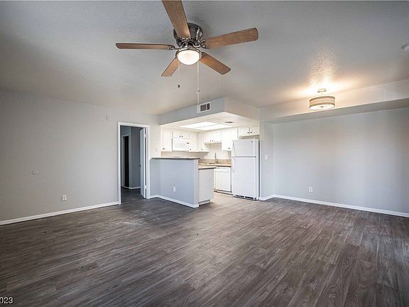 5th image of 417 E Merlayne Dr APT 121