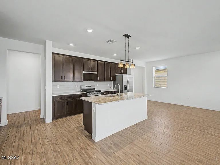 2177 W Desert Topaz Way — Photo 11