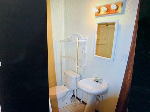 4th image of 361 E 20th Ave #B