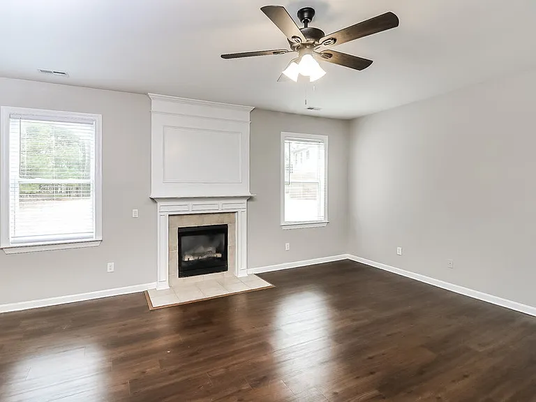 5212 Inverness Ct — Photo 6