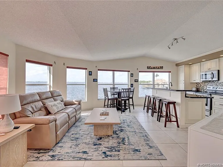 10701 S Ocean Dr #919 — Photo 5
