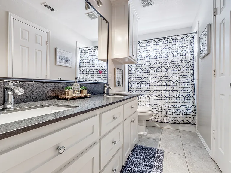 6429 Blacktree Dr — Photo 23