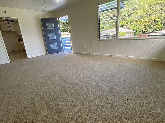 Mauka View of Living Room