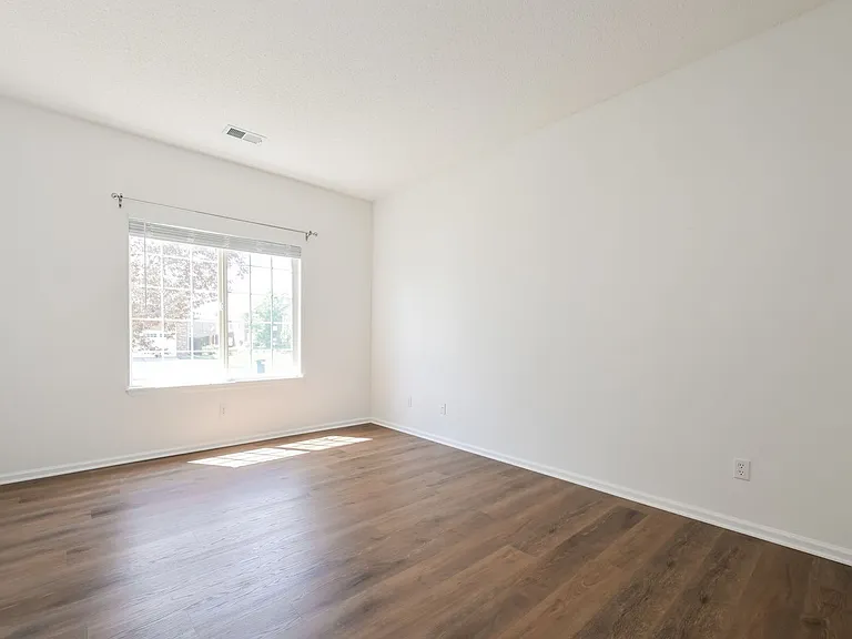 18512 E Harvard Dr — Photo 11