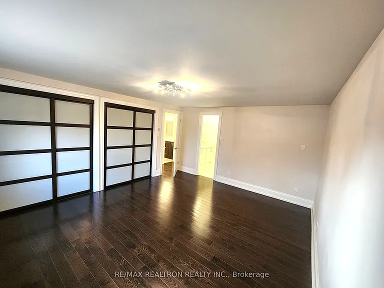 207 Bayview Fairways Dr — Photo 16