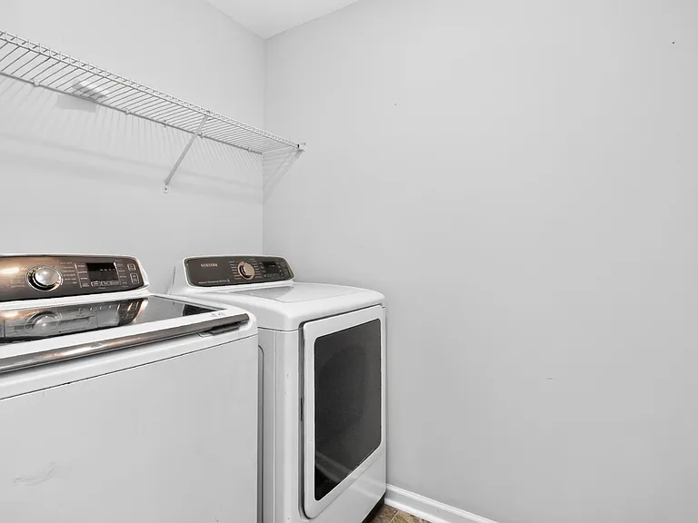 3006 Mallard Dr — Photo 43