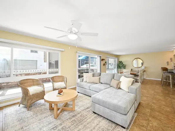 5100 Seashore Dr #A, Newport Beach, CA 92663