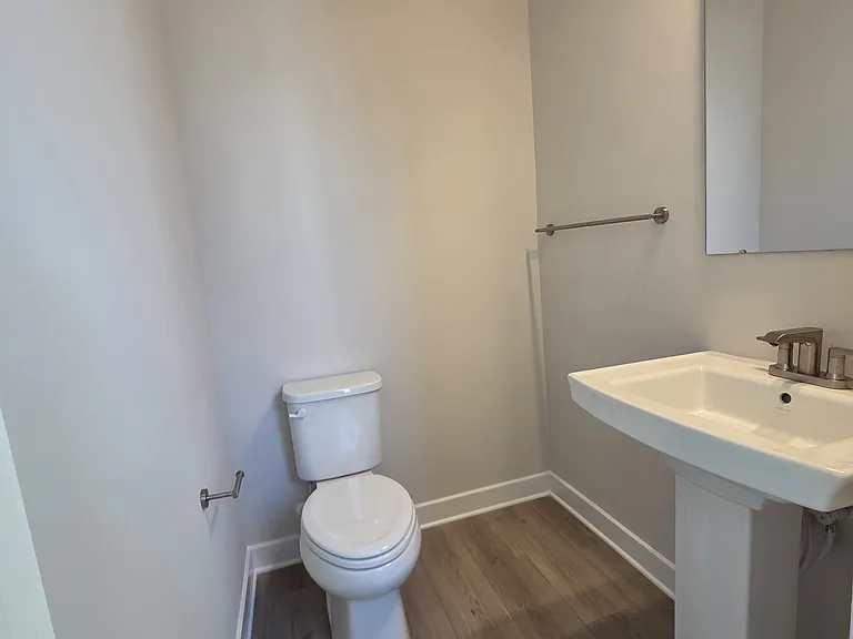 8 Weldon Way — Photo 59
